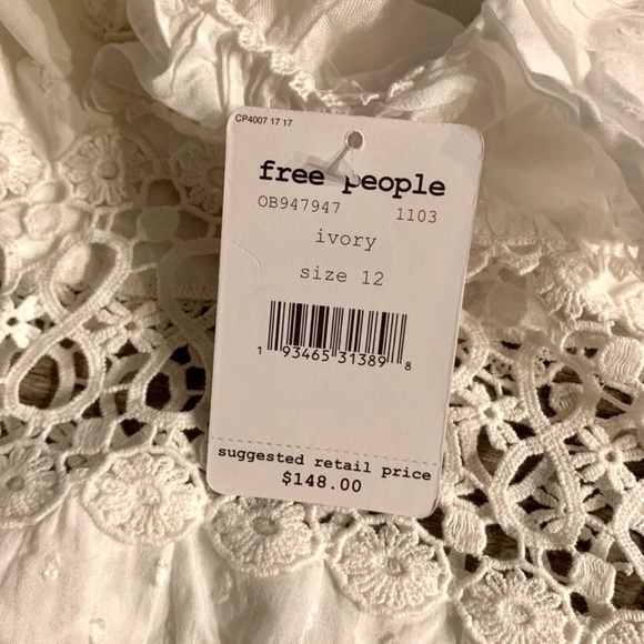 Free People Creul Intentions Dress in White- 0,2,12 - Picture 11 of 12
